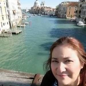 Meet your Posher, Christine